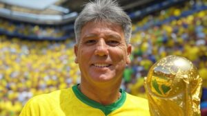 Ex-Grêmio defende Renato Portaluppi no lugar de Ancelotti na Seleção Brasileira