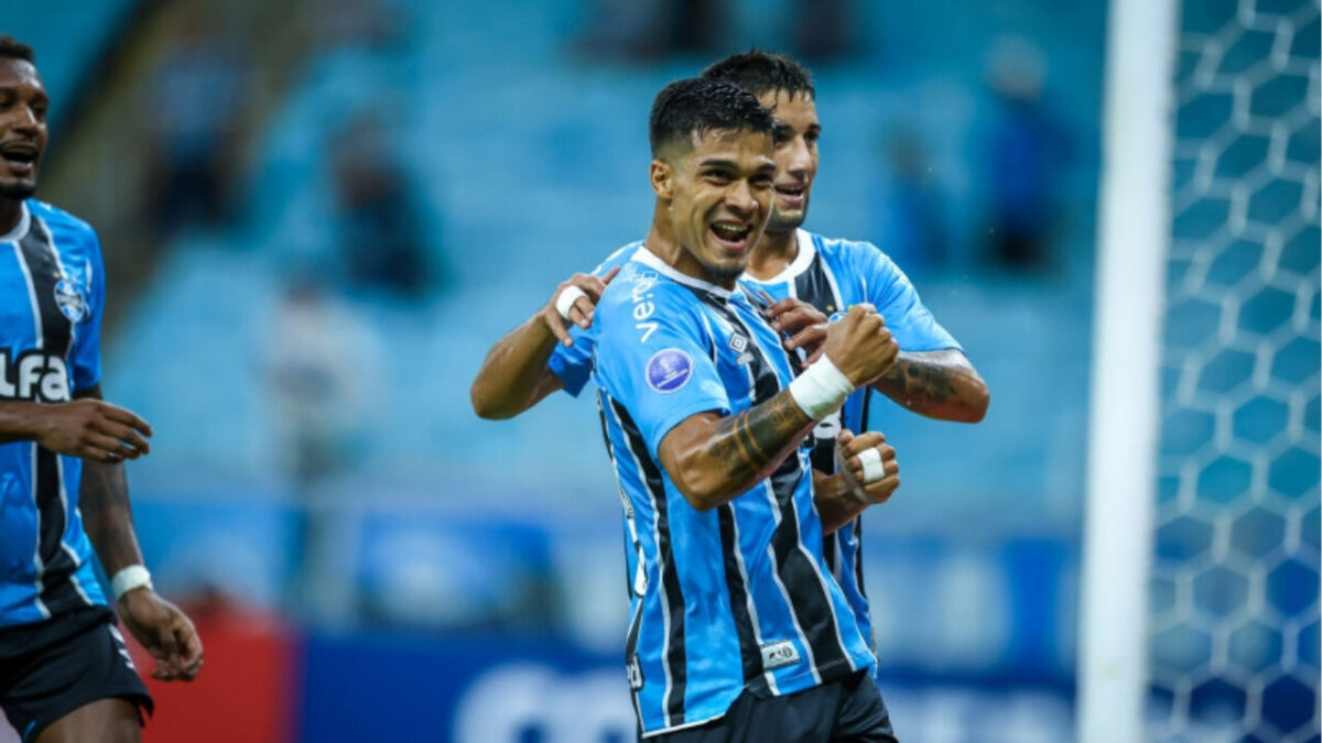 portaldogremista.com.br comentarista detona arbitragem e aponta erro escandaloso a favor do gremio volpi gremioxatleticograu 1