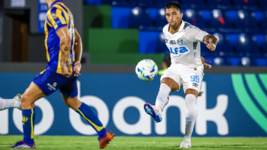 Cristian Olivera contra o Sporting Luqueño na Sul-Americana