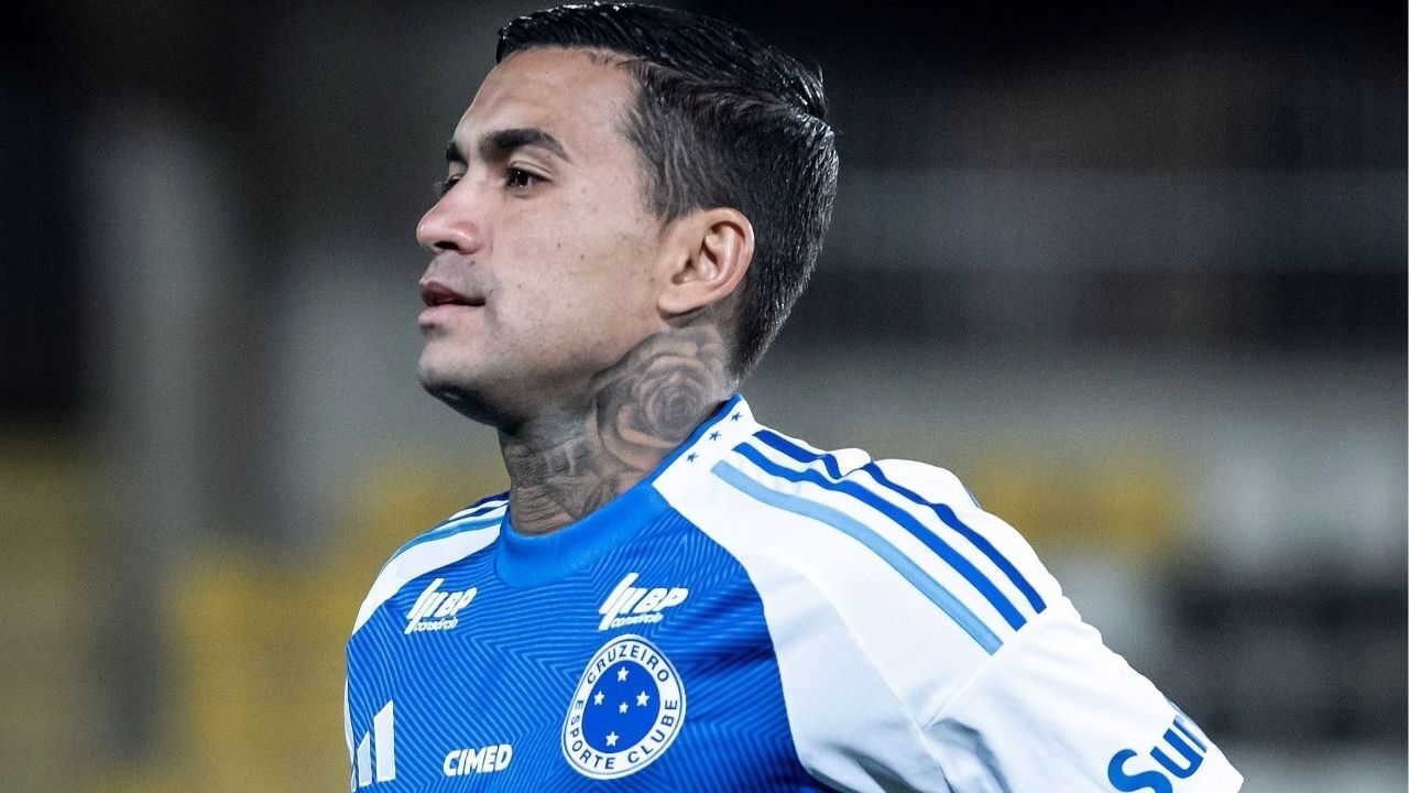 Motivo do Grêmio não avançar por Dudu: estratégia de contratação e investimento.