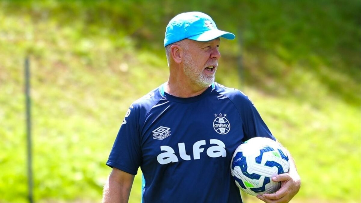 Mano Menezes Treino
