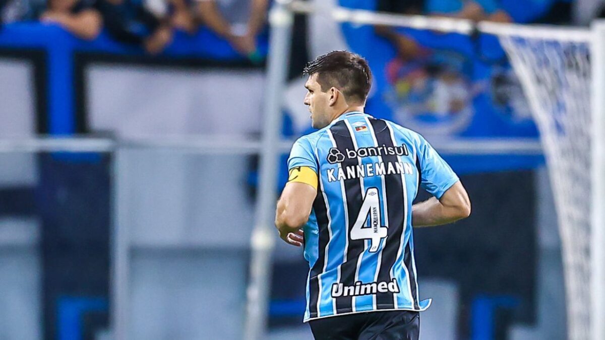 Kannemann do Grêmio no GreNal 447