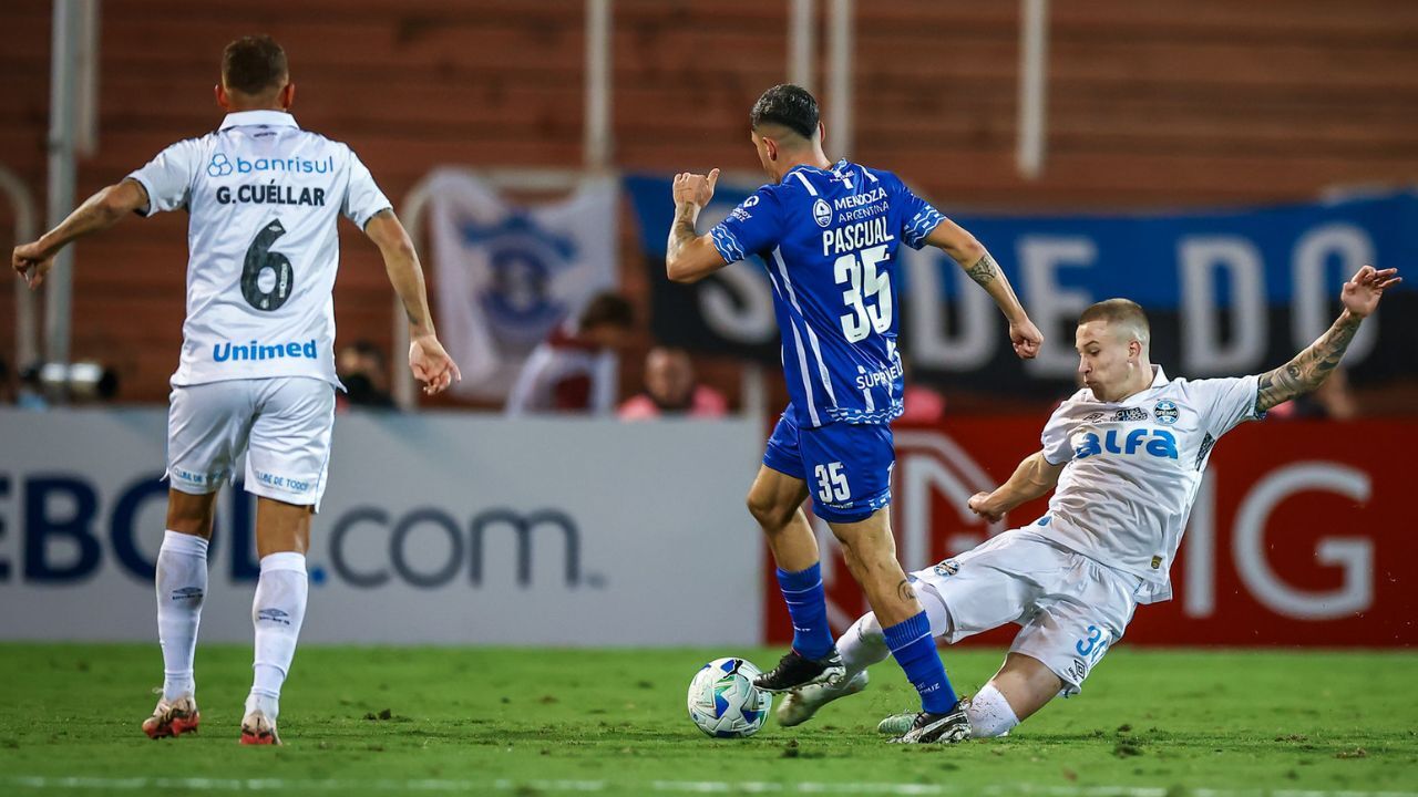 Igor Serrote - Godoy Cruz x Grêmio - Sul-Americana