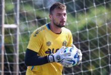 Goleiro Gabriel Grando do Grêmio em treino