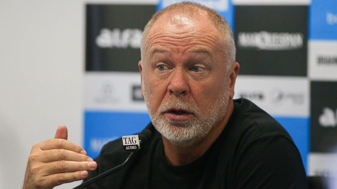 Wagner Leonardo e Kannemann vão jogar juntos? Mano Menezes faz revelação