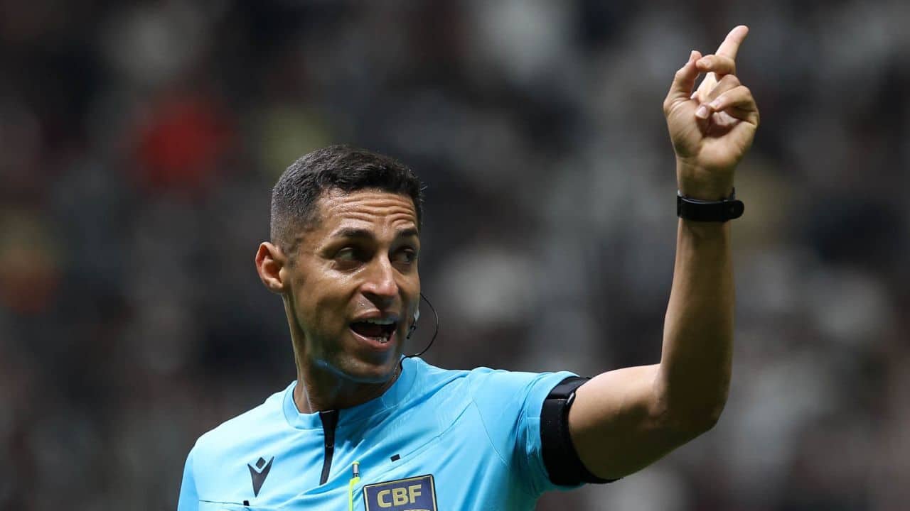 Histórico do árbitro Rodrigo Jose Pereira de Lima em jogos do Grêmio