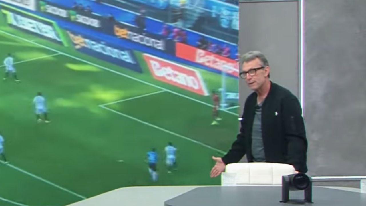 Craque Neto critica árbitro de Grêmio x Santos: Um dos piores do futebol brasileiro