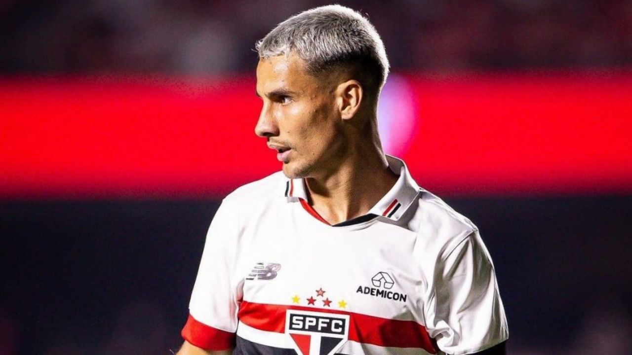 Atacante Ferreira, fora de São Paulo x Grêmio