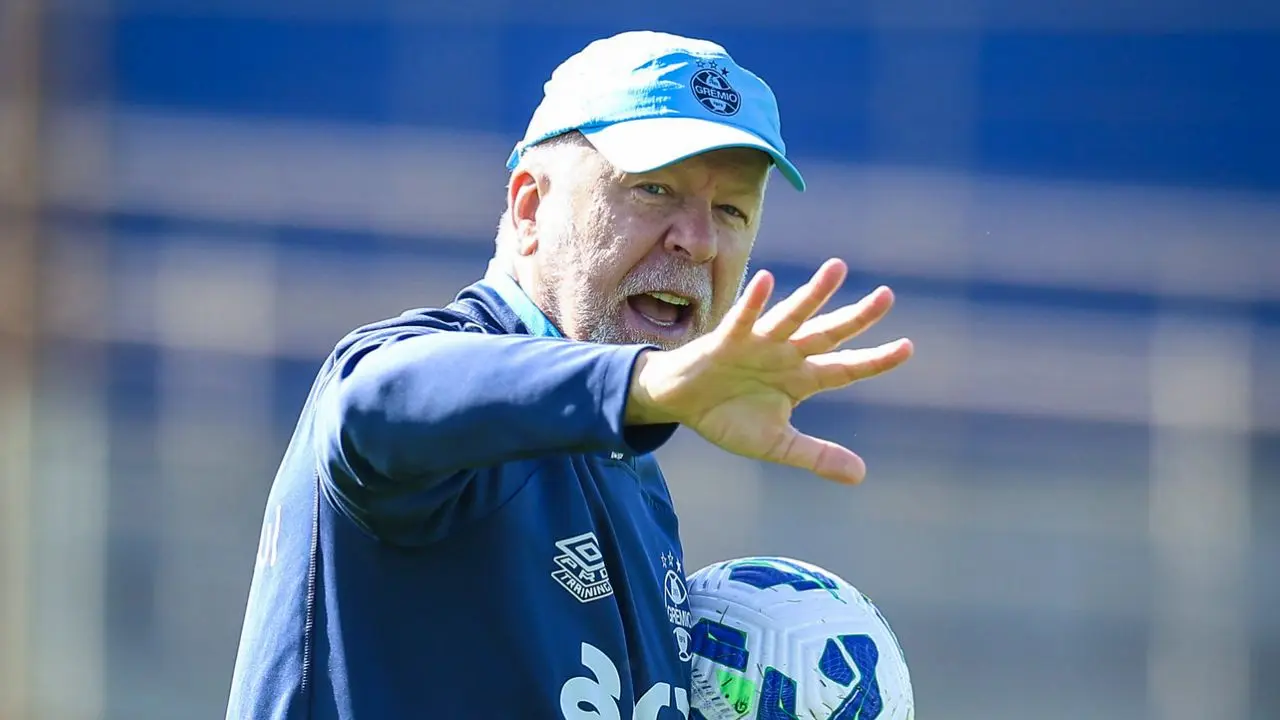 Técnico do Grêmio - Mano Menezes