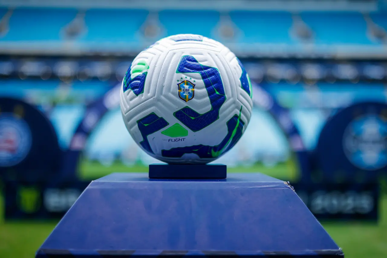 Cbf oficializa próximas rodadas do Brasileirão; confira datas de jogos do Grêmio.