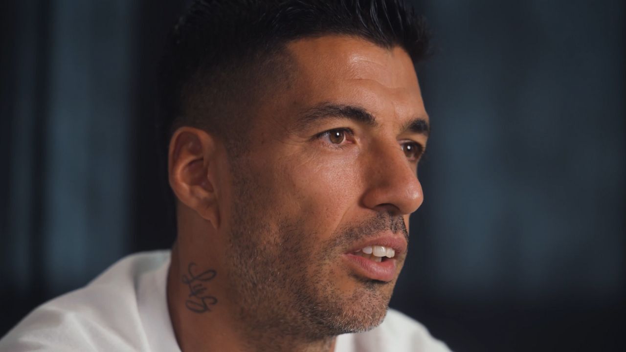Suárez recorda passagem pelo Grêmio antes do Mundial de Clubes.