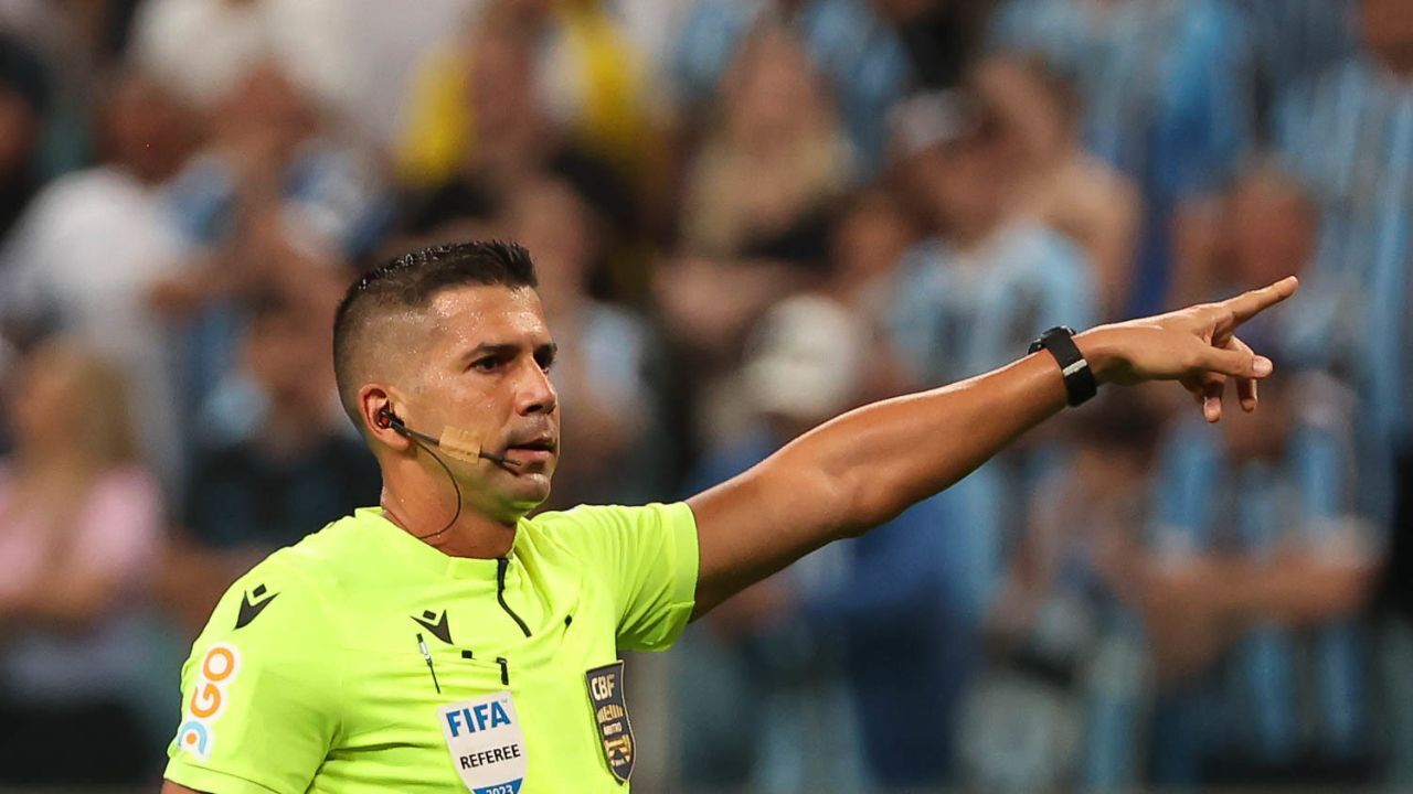 Histórico do árbitro Bruno Arleu em jogos do Grêmio
