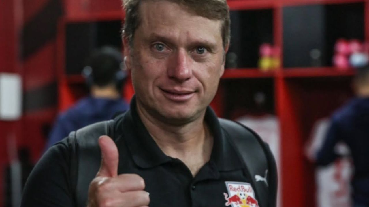 Técnico do Bragantino fala sobre sequência positiva contra o Grêmio