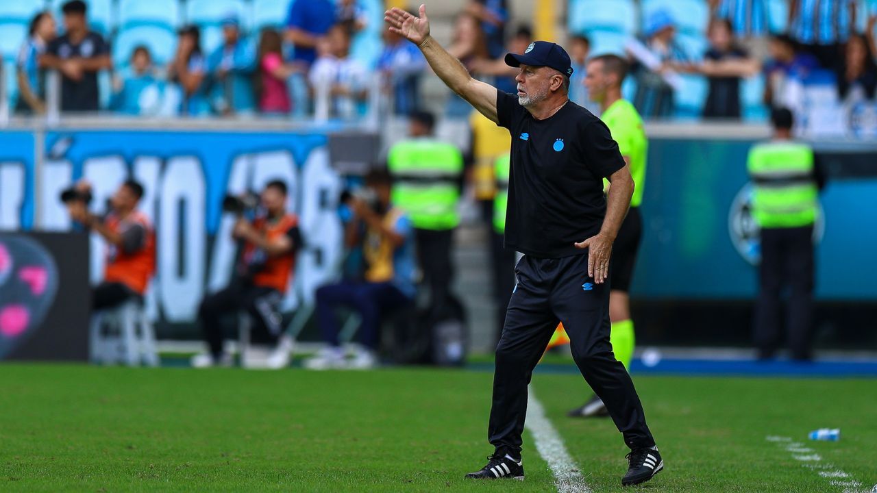 Mano Menezes Grêmio x Bahia