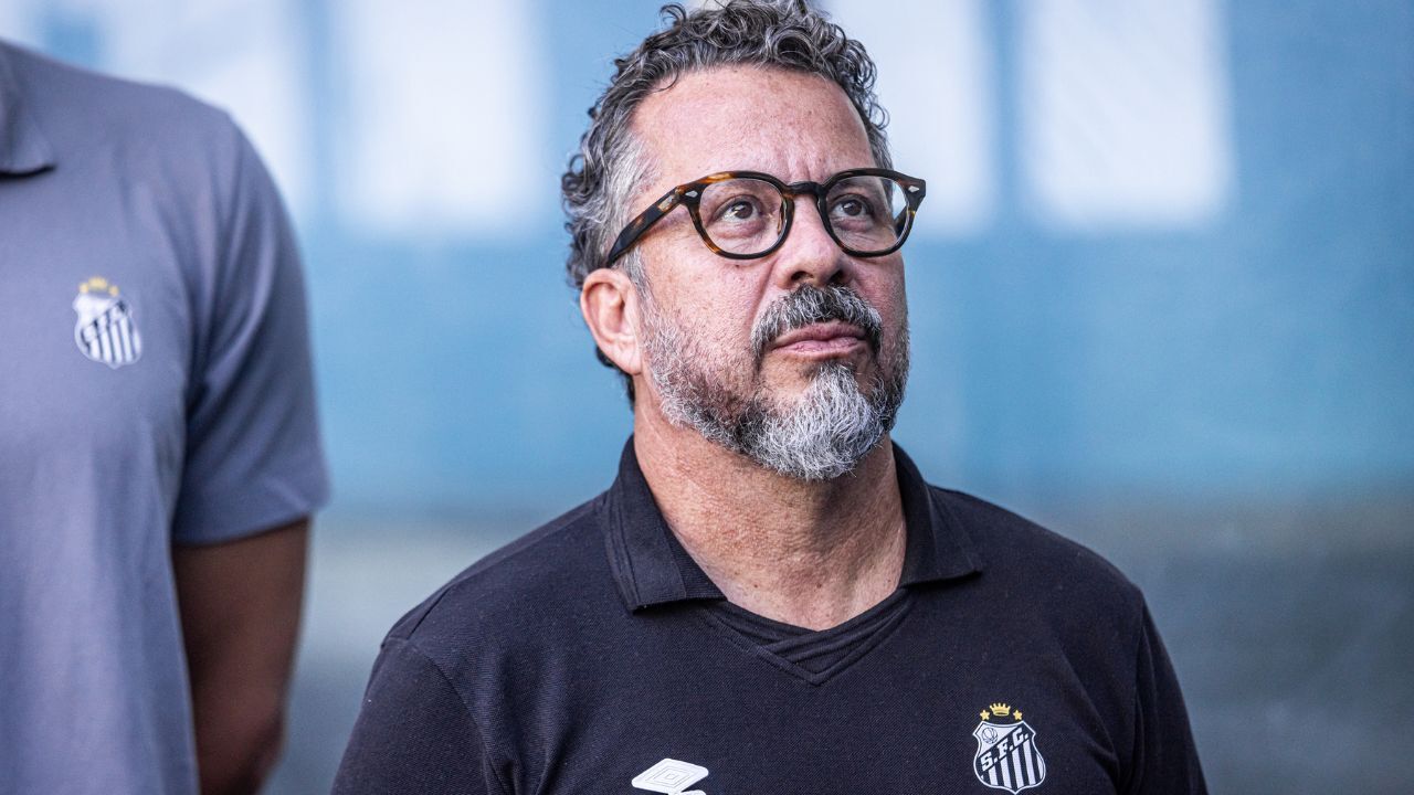 NA BRONCA! Treinador do Santos diz que Grêmio não merecia sair com a vitória
