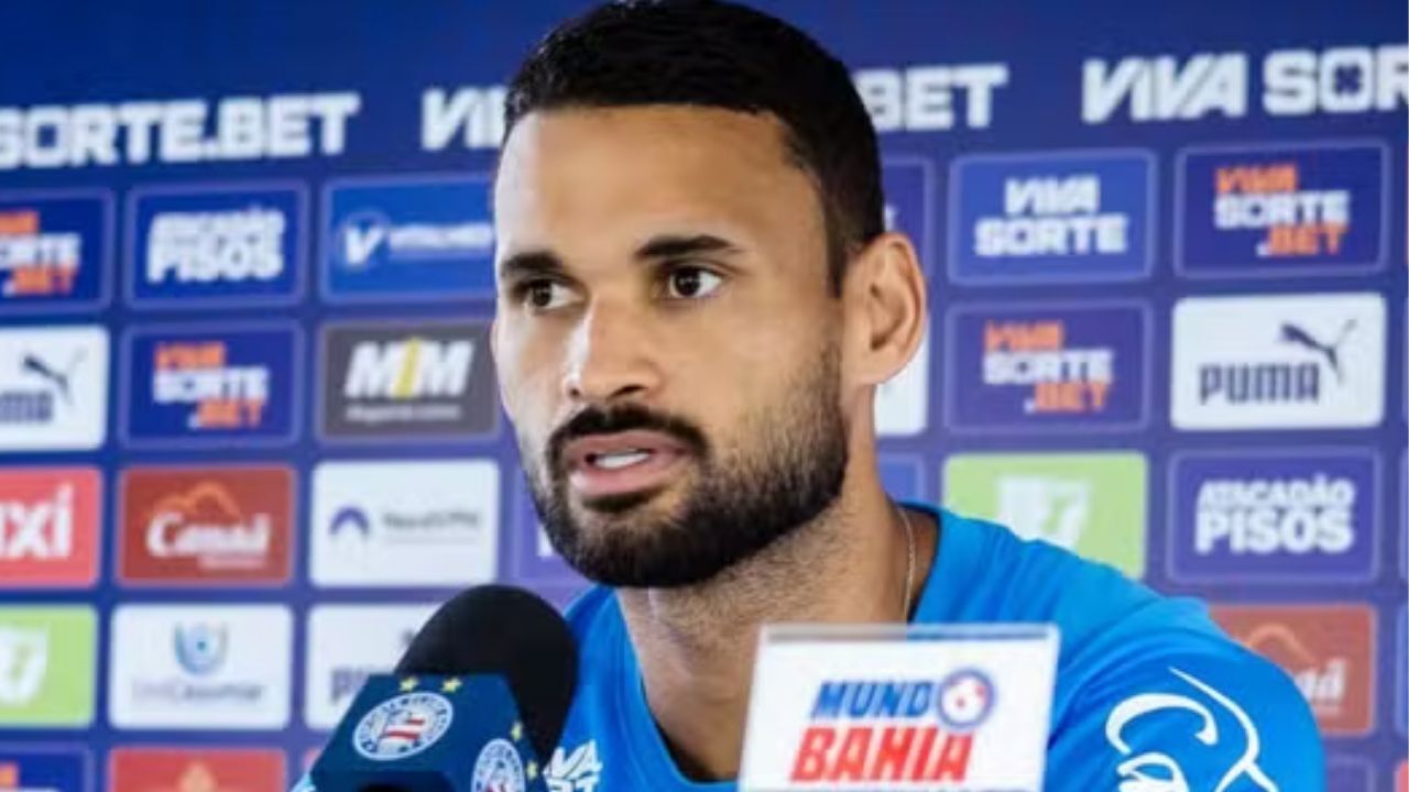 Willian José alerta: Grêmio e Bahia brigam contra o rebaixamento.
