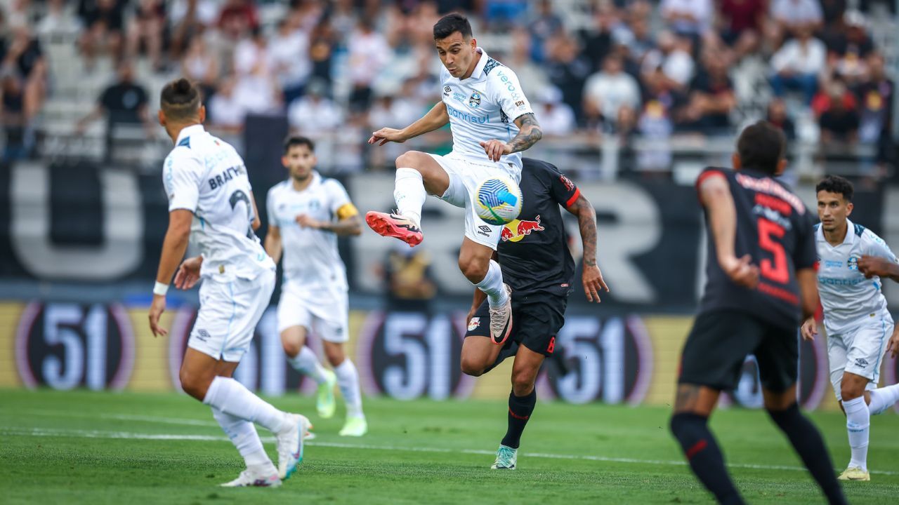 Último Confronto Entre Grêmio e Bragantino: Relembre o Jogo Decisivo.