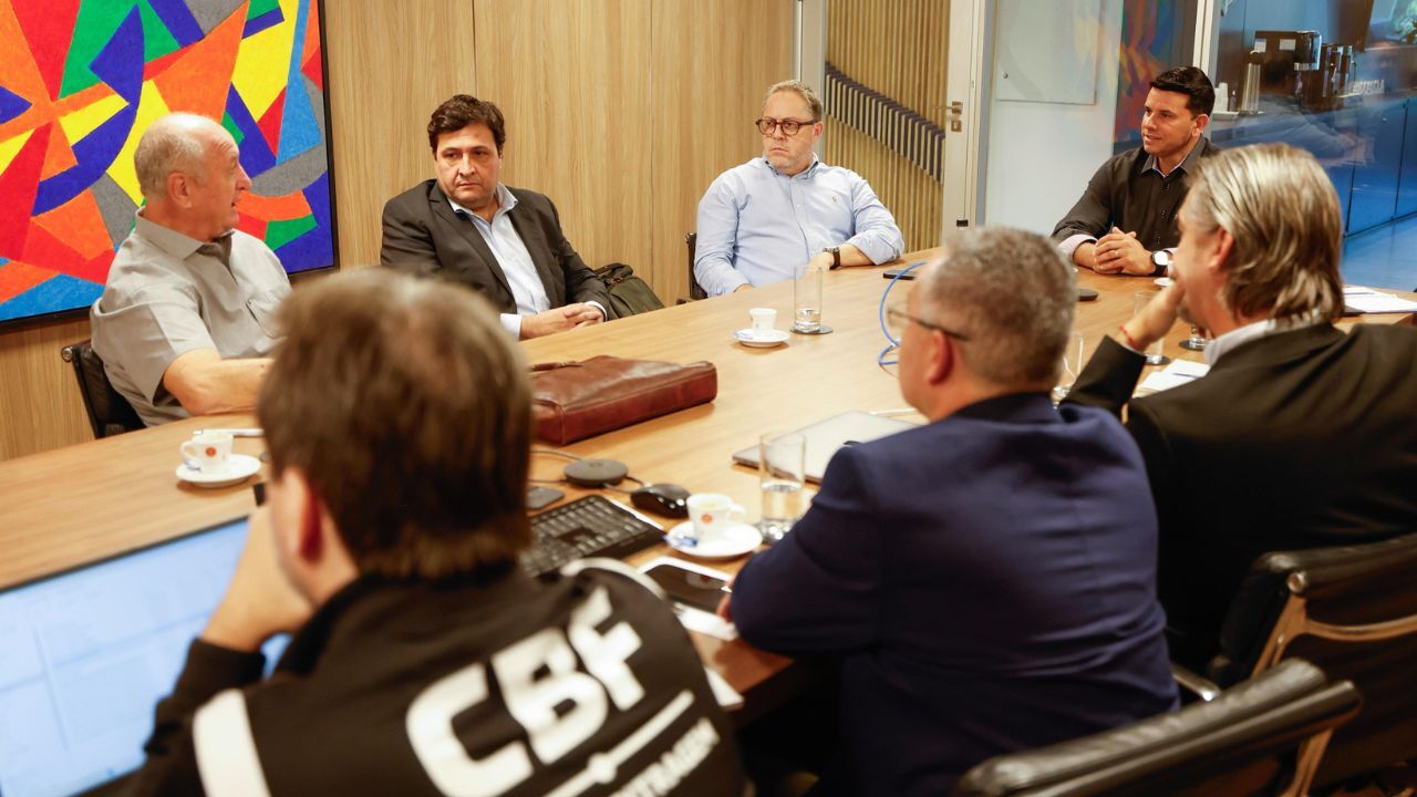 Reunião na CBF e Escalação Provisória para Confronto contra o Bahia
