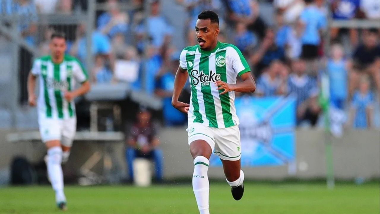 Grêmio e Juventude falham em negociação por Caíque: frustração no mercado futebolístico
