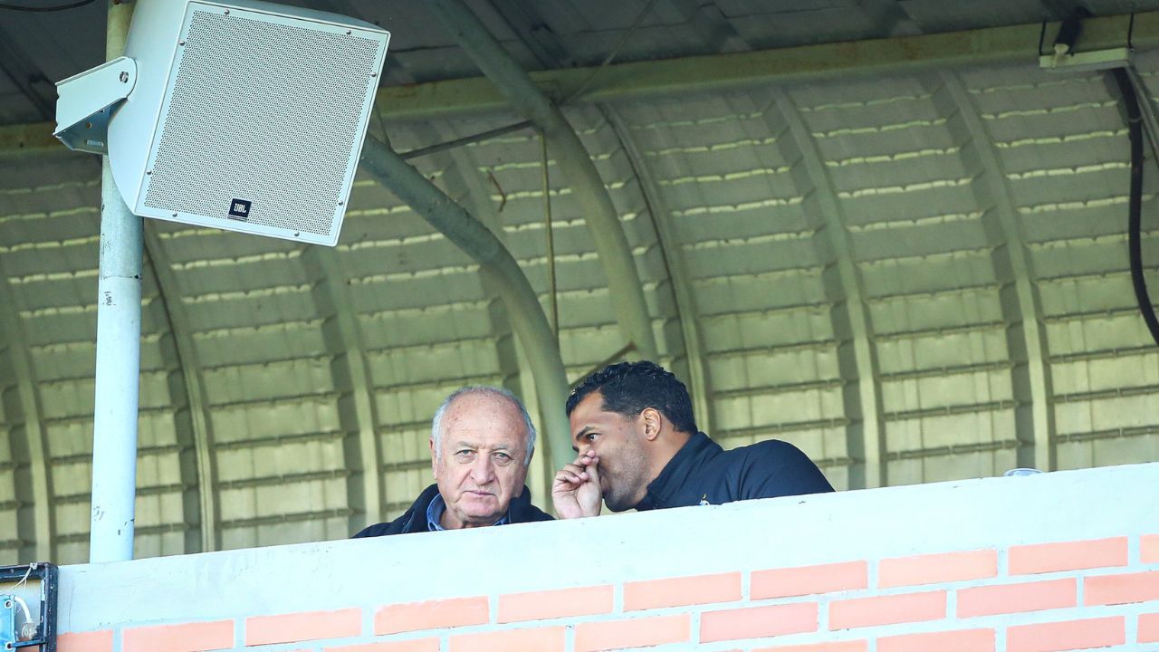 Felipão e Fernando Lázaro no Grêmio x Inter do Brasileirão Sub-20
