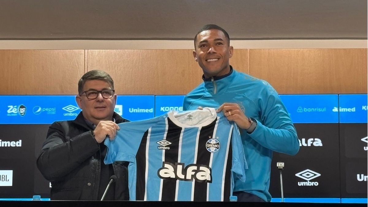 gremio carlos vinicius