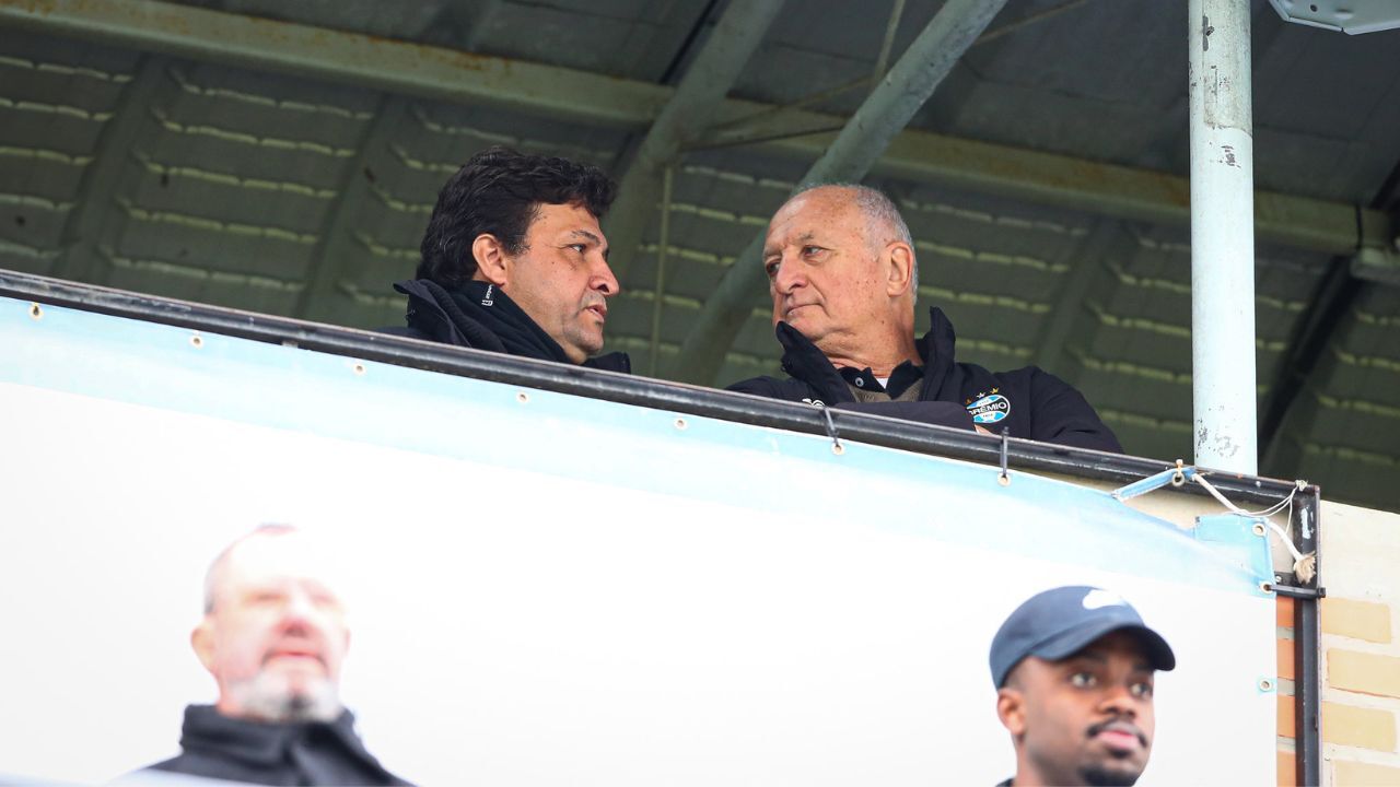 Guerra e Felipão presenciam derrota do Grêmio no Brasileirão Sub-20.