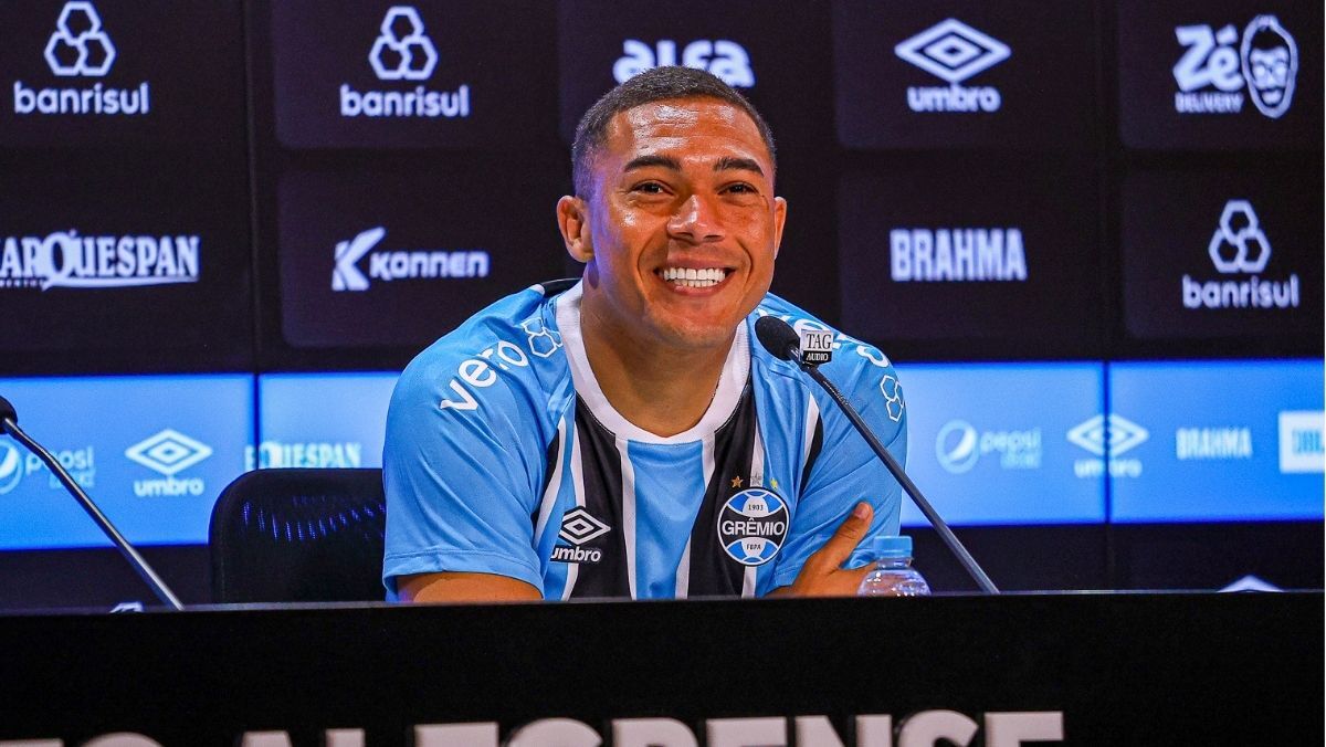 Momento engraçado do novo reforço do Grêmio repercute na web