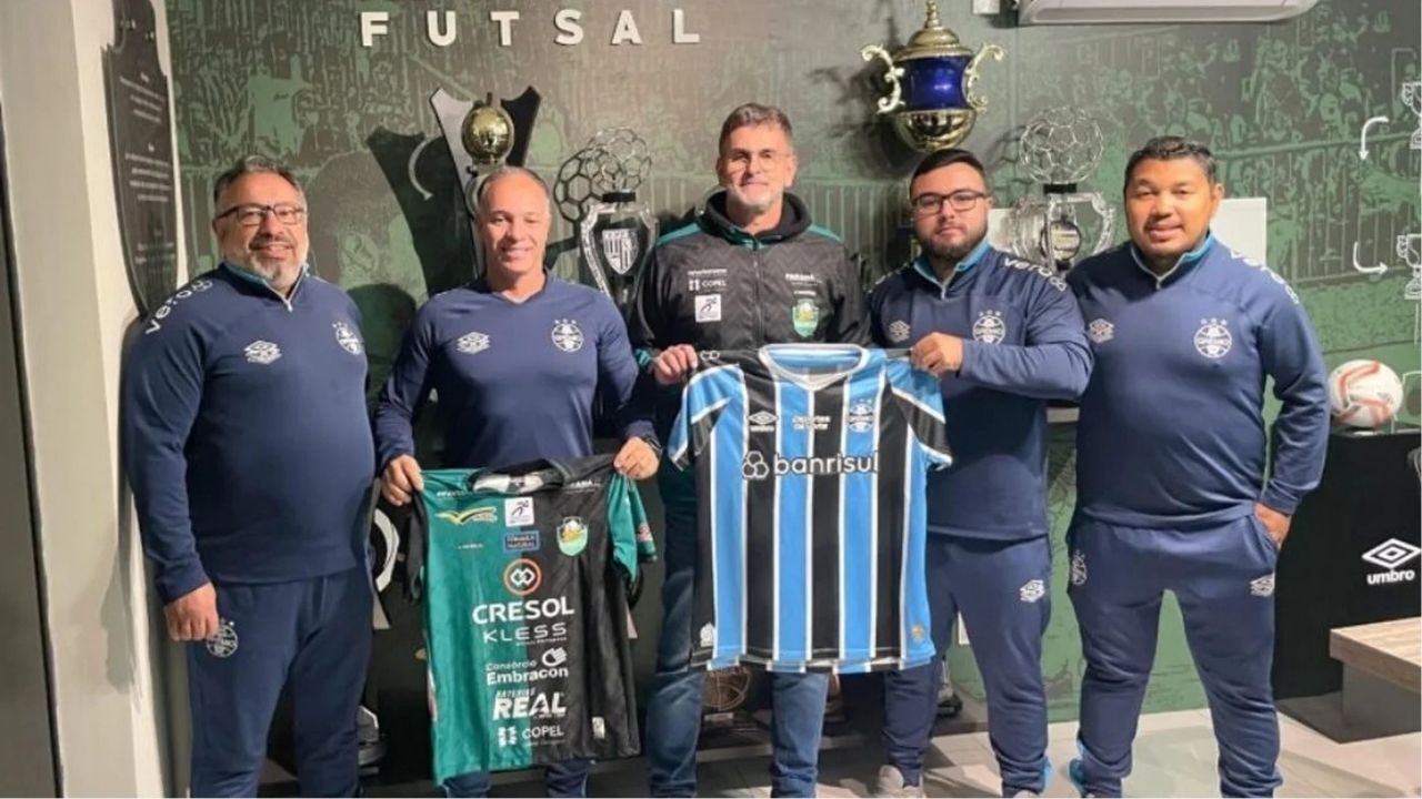 Reunião entre Marreco e Grêmio