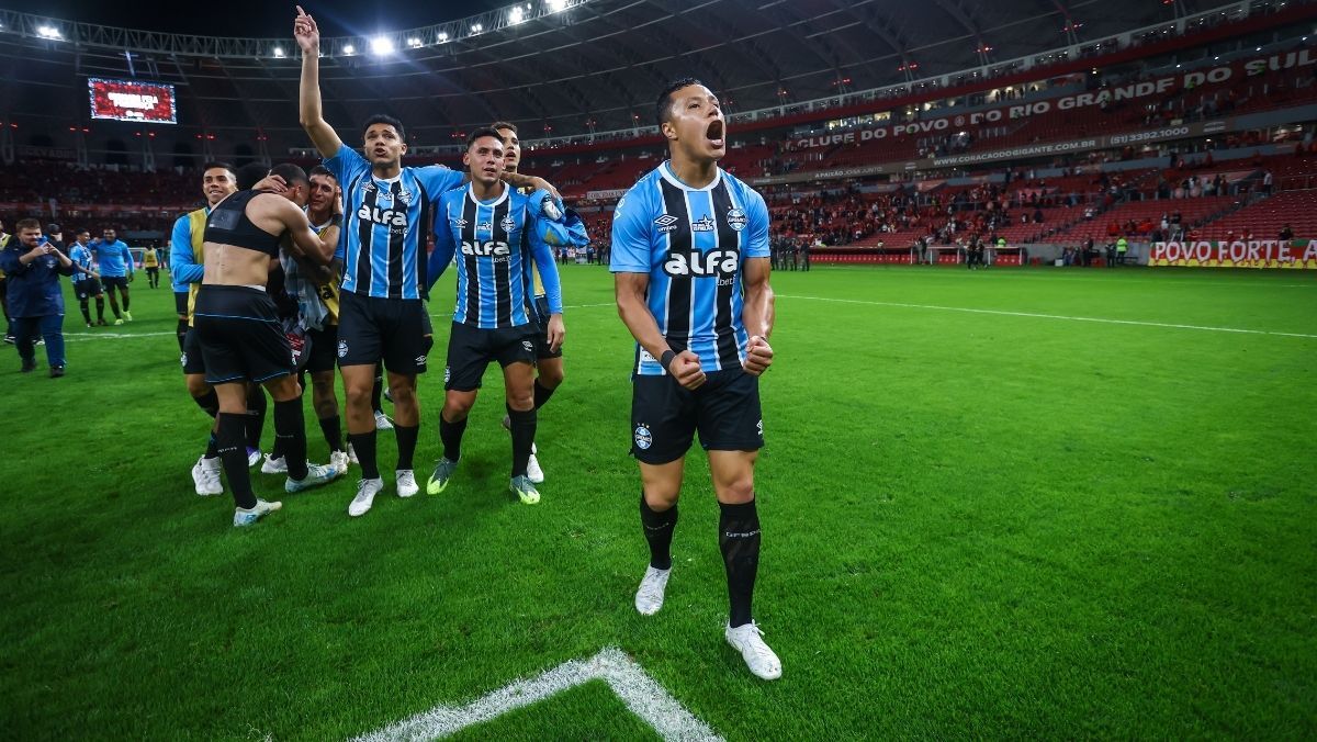 Comentarista detona arbitragem do GreNal e desabafa: 