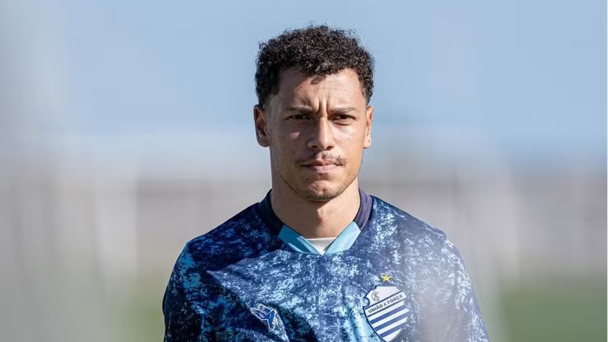 Confira os números do novo lateral do Grêmio