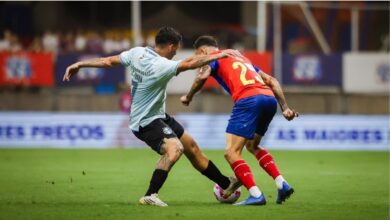 Pávon contra o Bahia pelo Campeonato Brasileiro