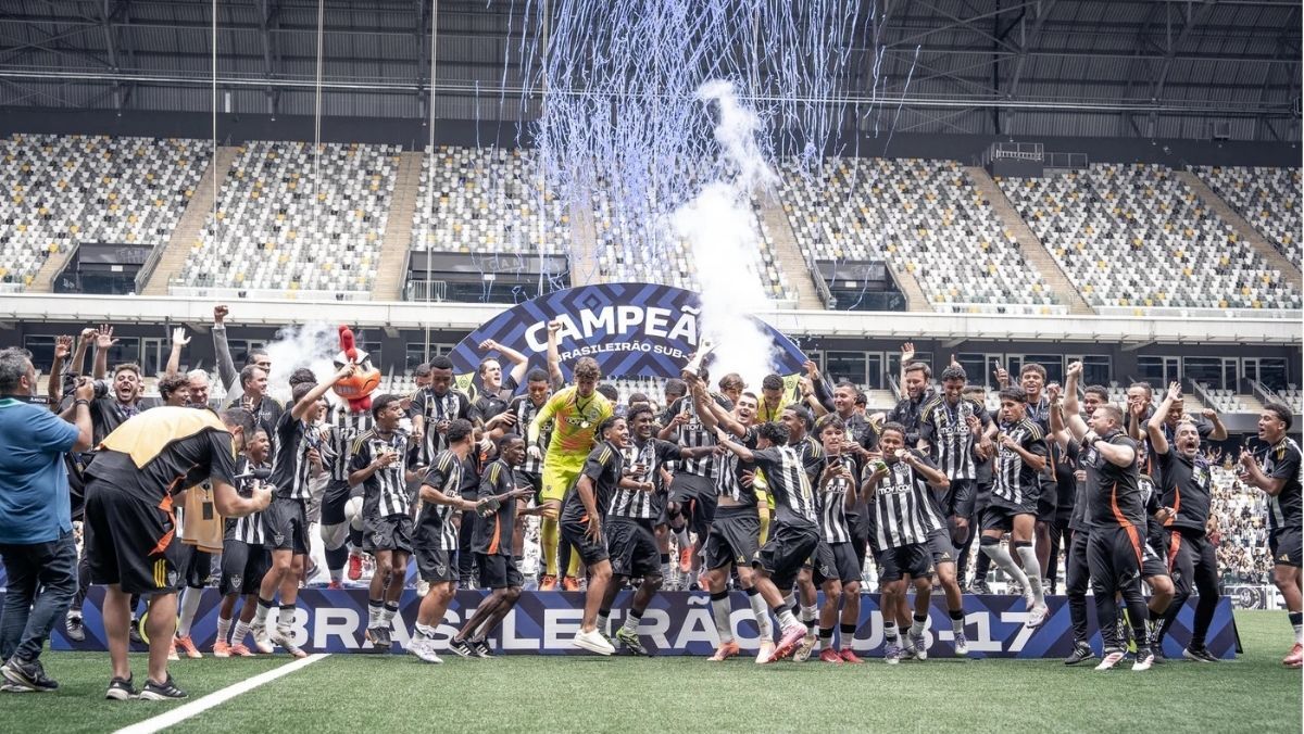 CBF protagoniza polêmica em comemoração do título do Atlético-MG em cima do Grêmio