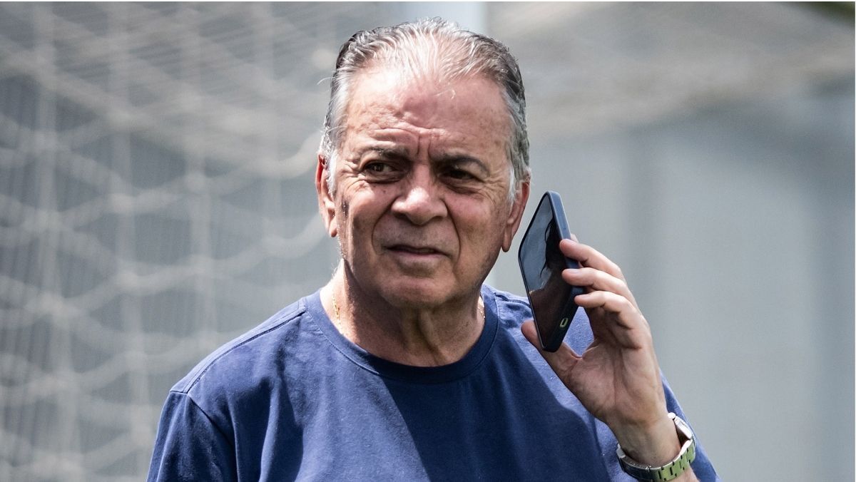 Veja a lista de 13 jogadores que o Grêmio precisa se desfazer