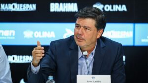 Grêmio muda planos após Governo Federal adiar reunião sobre crédito de R$ 20 bilhões
