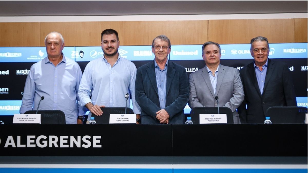 Bastidores: reunião do Grêmio com Luís Castro define prioridades no mercado