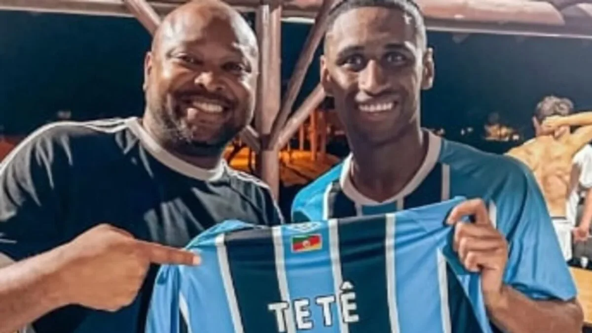 Grêmio se aproxima de oficializar retorno de Tetê; veja detalhes contratuais
