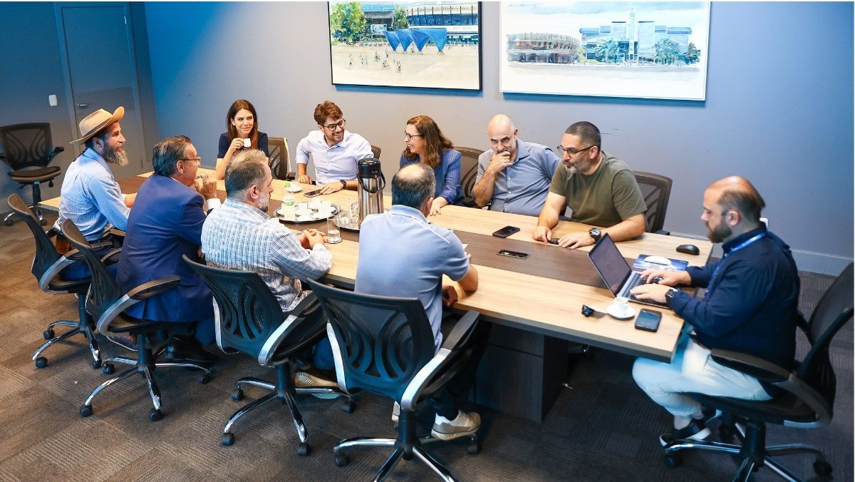 Reunião alça de acesso entre Prefeitura de Porto Alegre e Grêmio 