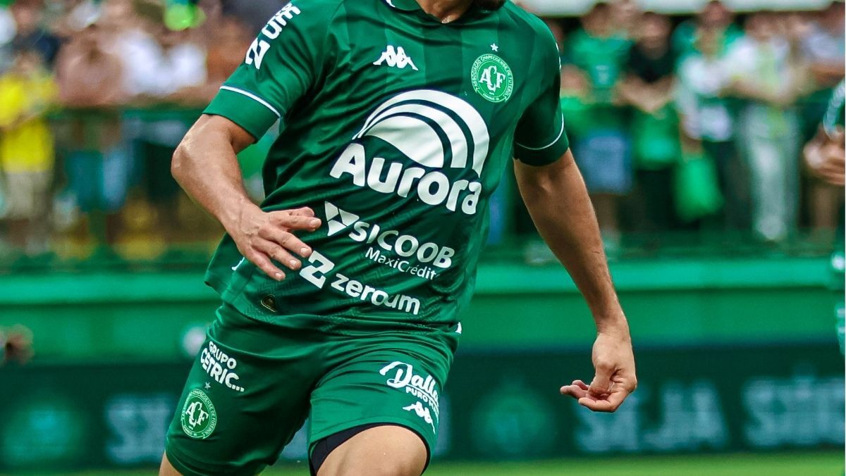 Campeão da Libertadores pelo Grêmio é o novo reforço da Chapecoense