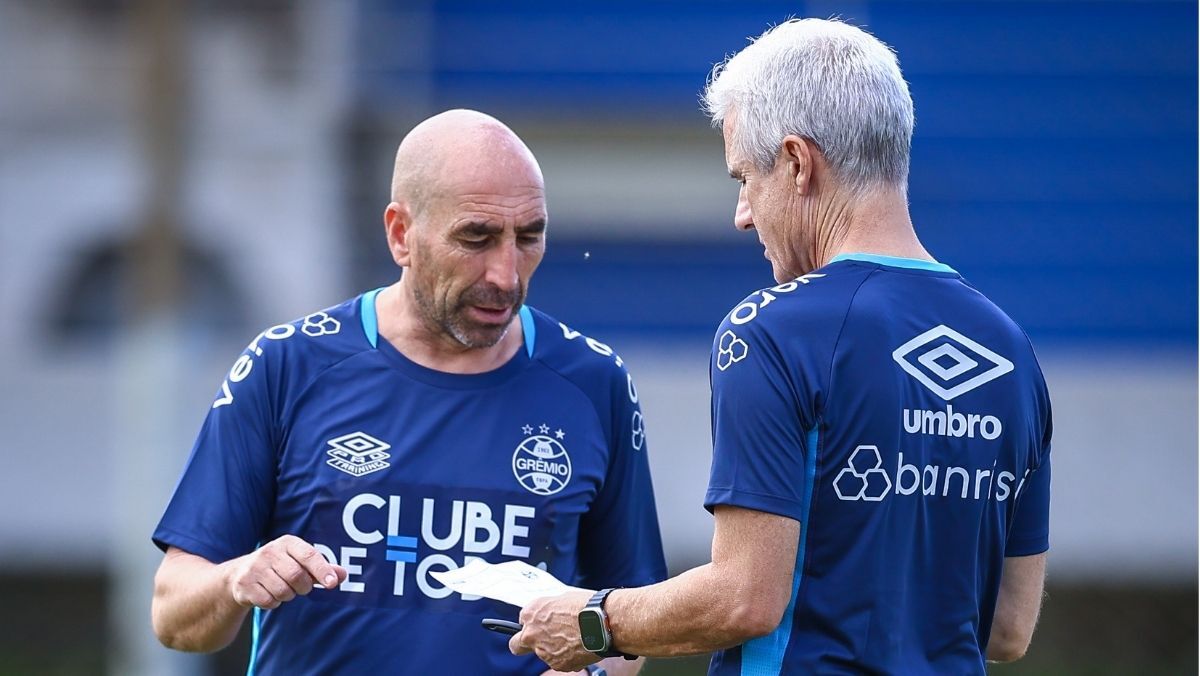 Volante do Grêmio se reapresenta para a temporada 2026