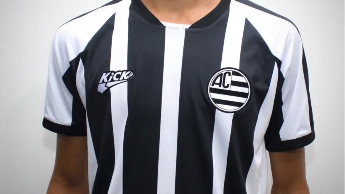 Athletic anuncia contratação de lateral ex-Grêmio