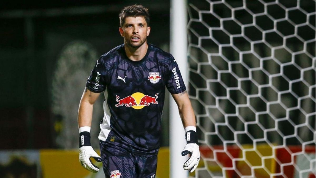 Tiago Volpi goleiro do Bragantino