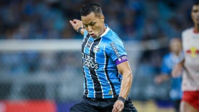 Marlon lateral do Grêmio