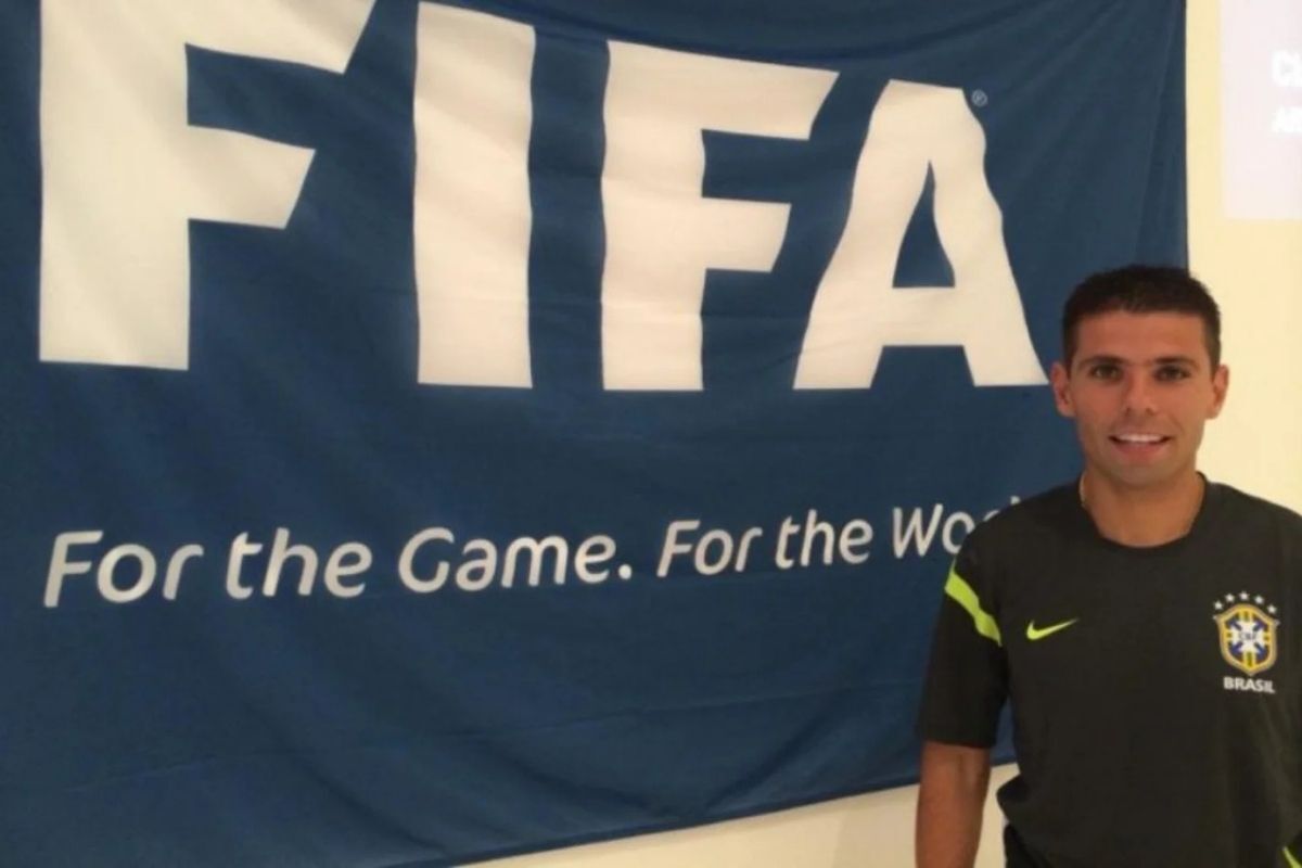 Após 16 anos, arbitragem gaúcha volta para a Copa do Mundo; veja o arbitro!
