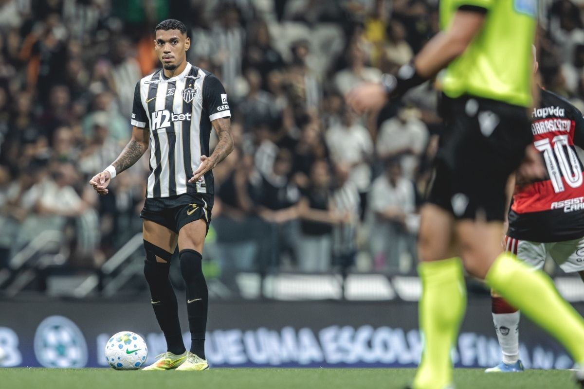 Ruan tressoldi, zagueiro do atlético-mg e ex-Grêmio 