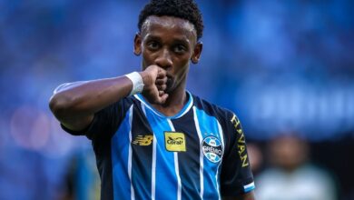 Grêmio, Grêmio x Coritiba,