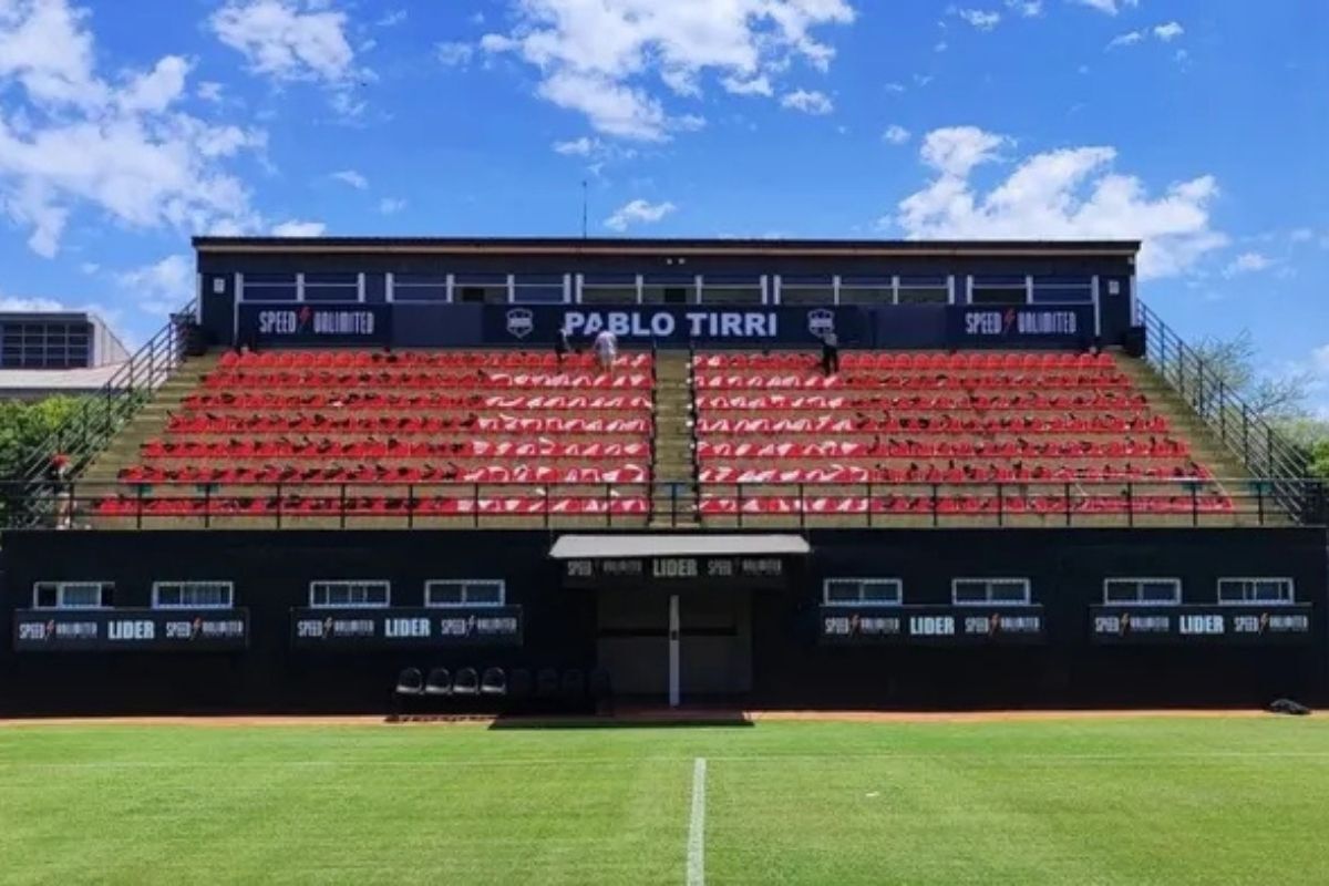 De clube de bairro à elite: conheça o Deportivo Riestra adversário do Grêmio na Sul-Americana