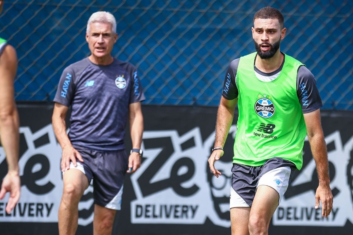 Grêmio chega a semana decisiva com baixas no elenco e retornos importantes