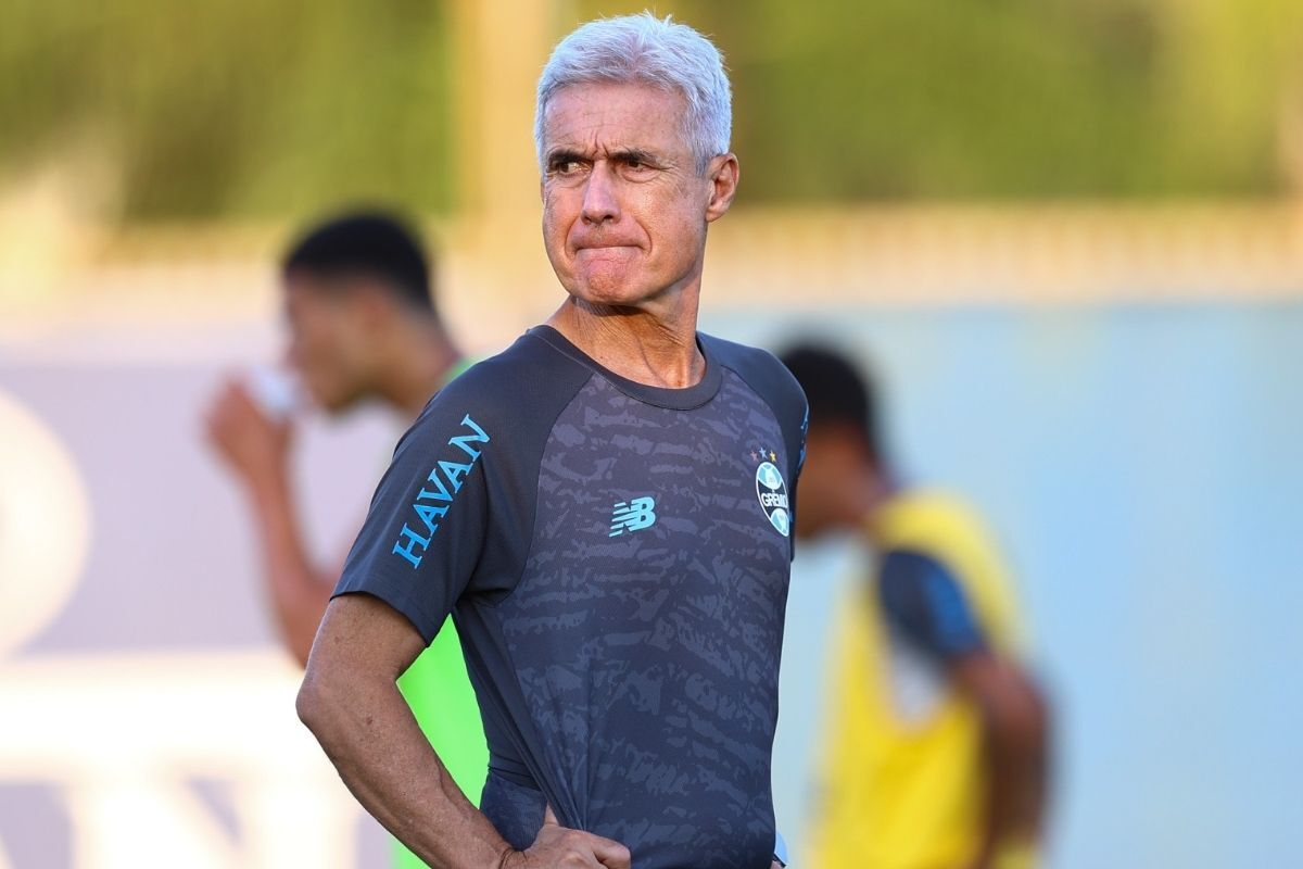 Luís Castro perde mais um volante por lesão na estreia da Copa Sul-Americana