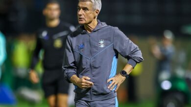 Luís Castro, tecnico do Grêmio