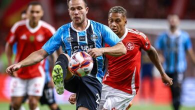 GreNal Arthur e Vitinho jogadores de Inter e Grêmio